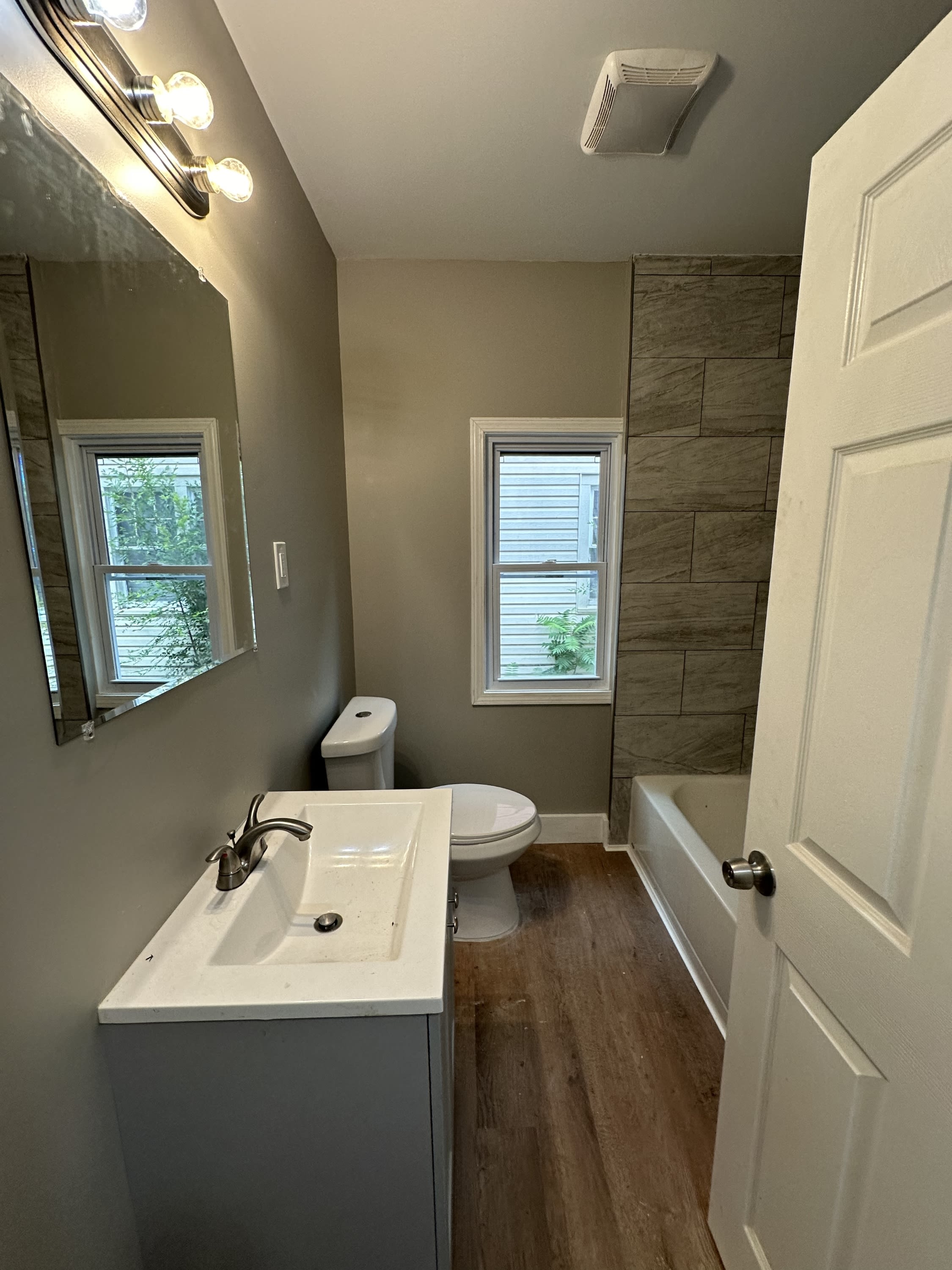 1647 West Onondaga Street 2 – photo 3