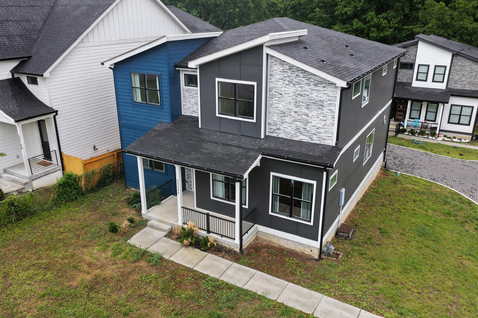 2321 Carter Avenue – photo 4