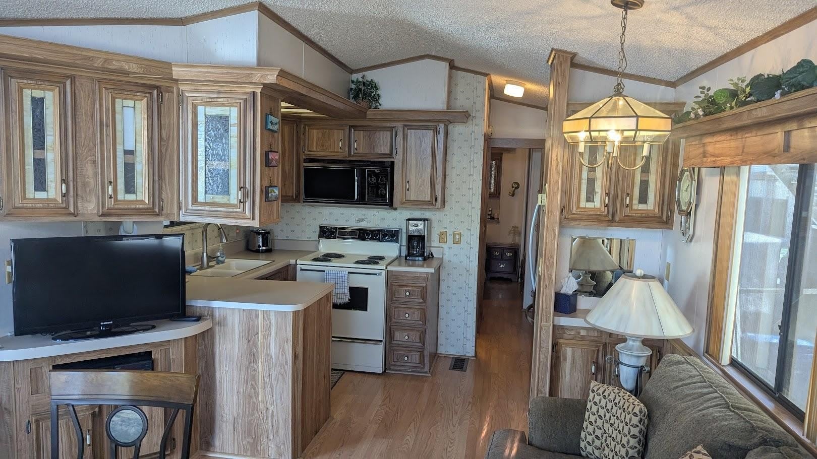 8700 E University Drive – photo 2