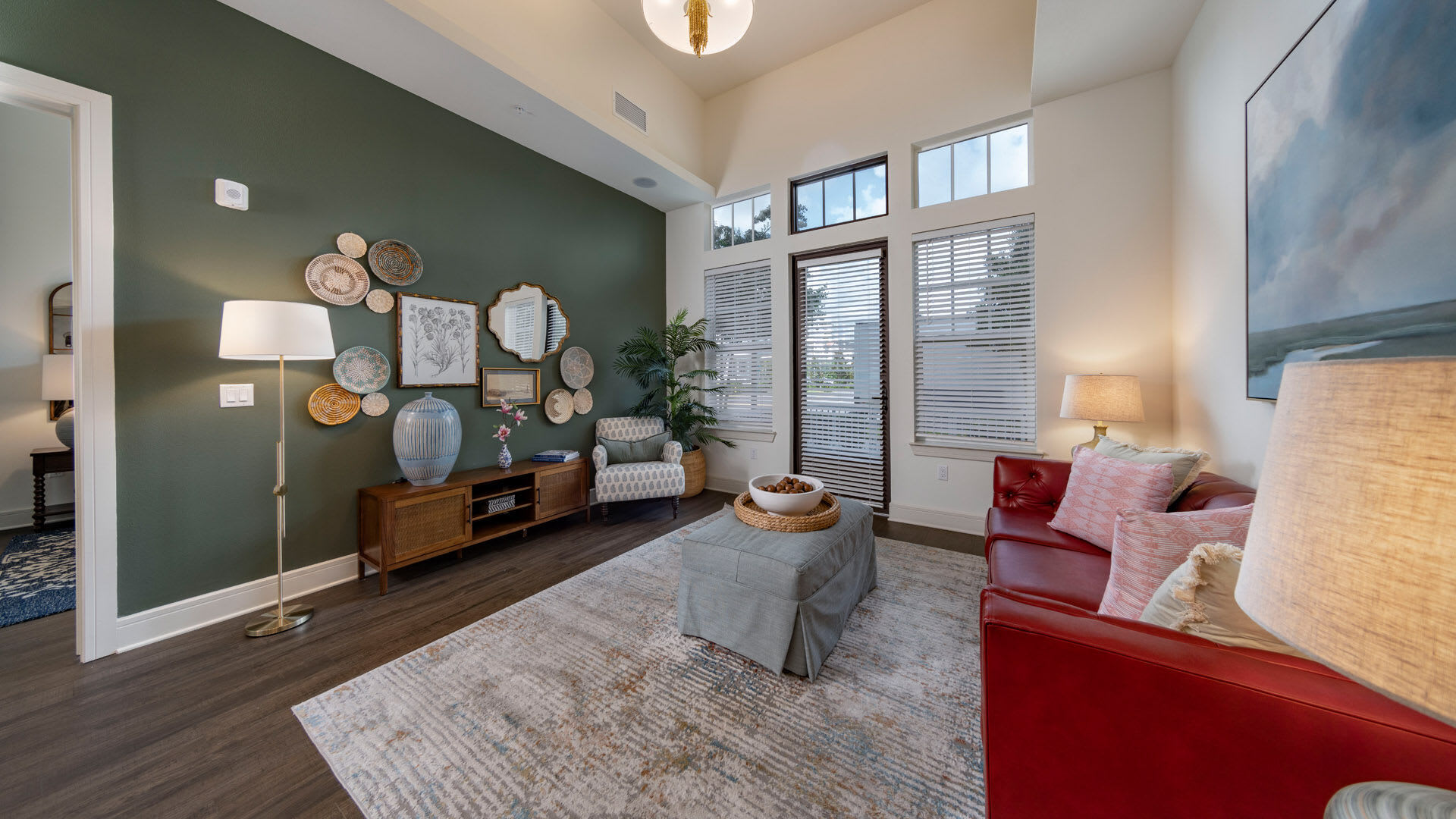The Colburn – photo 3