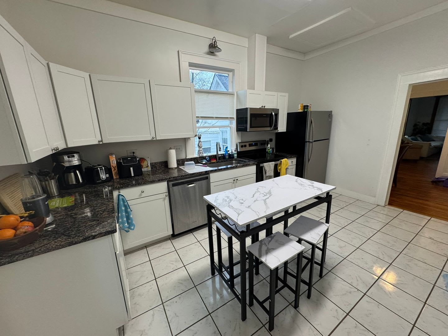 SHORT DISTANCE TO DOWNTOWN AND SANFORD STADIUM – photo 3