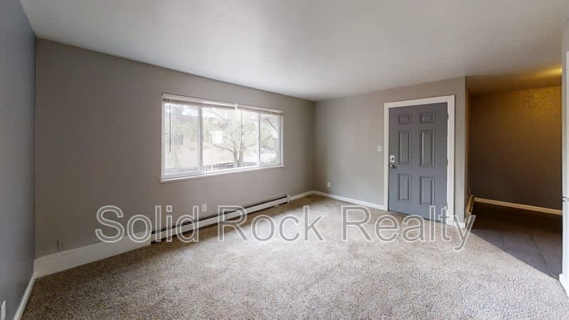 333 Bonnie Court – photo 4