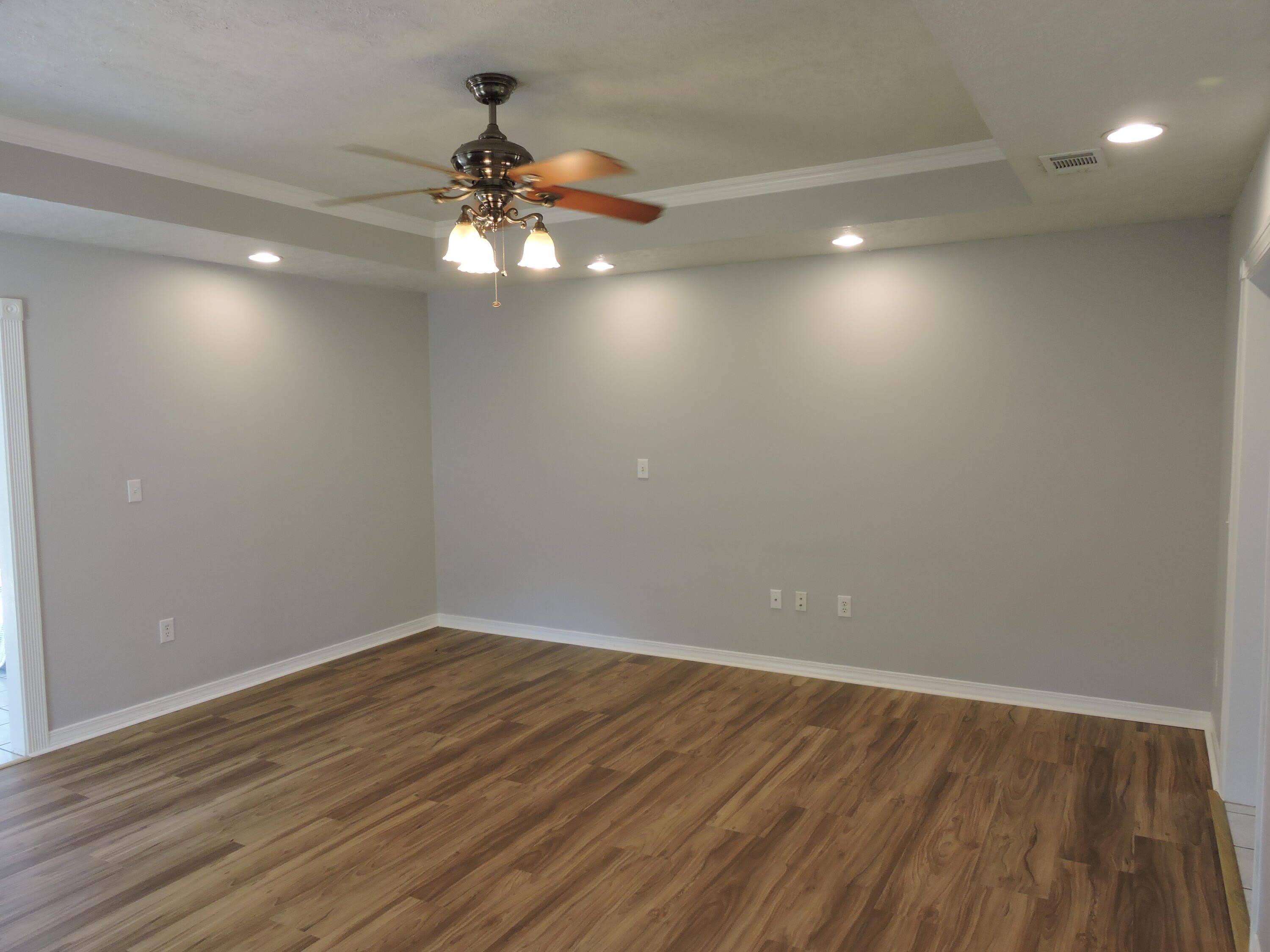 211 Westview Drive – photo 2