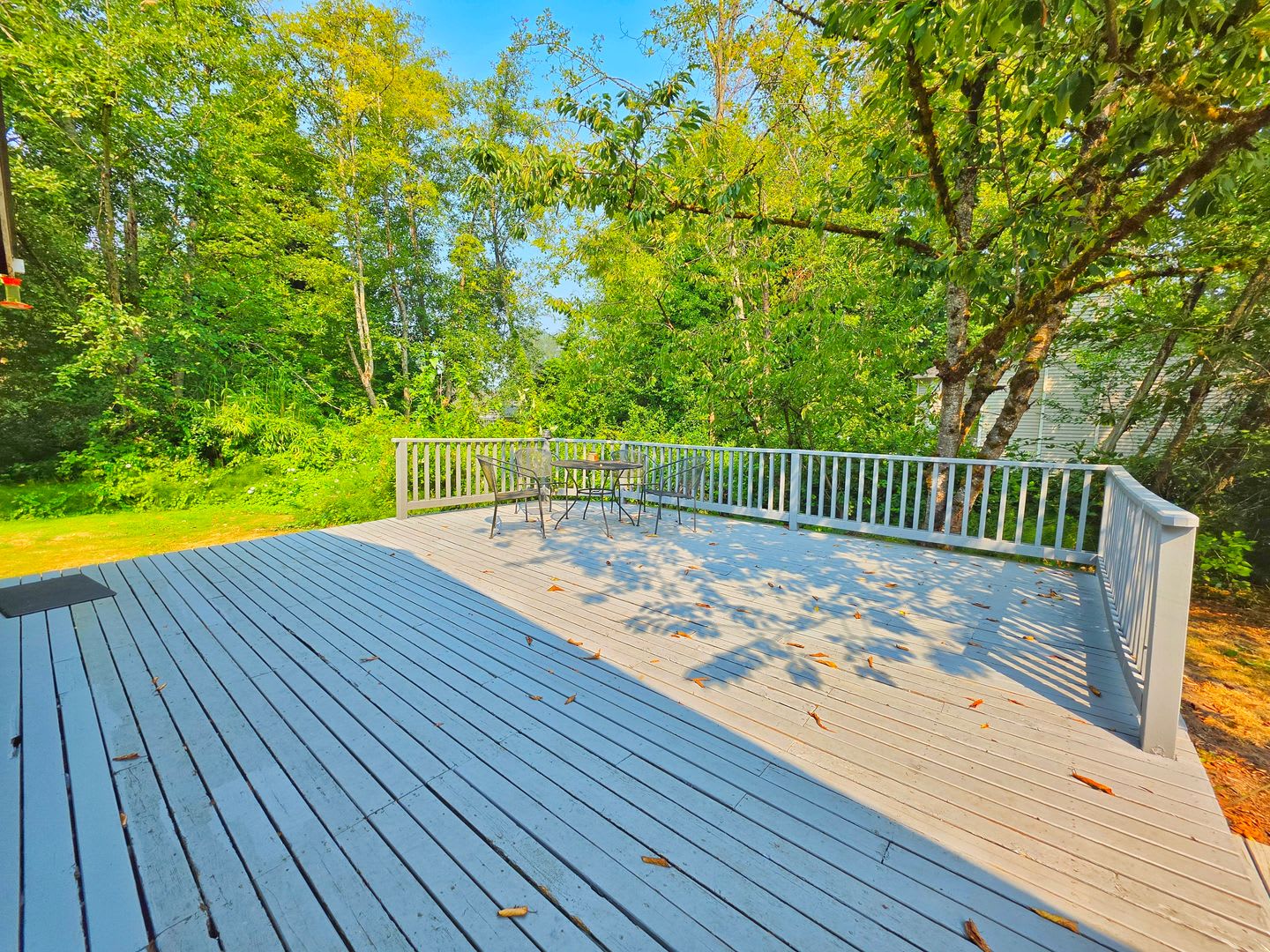 Charming Rose Hill Rambler With Spacious Private Lot – photo 3