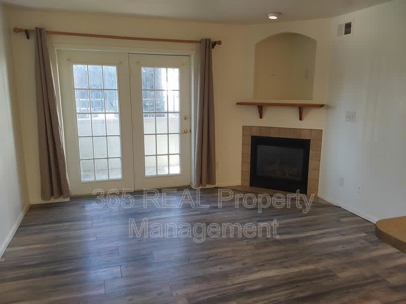 2551 West 24th Street, Unit B1 – photo 4