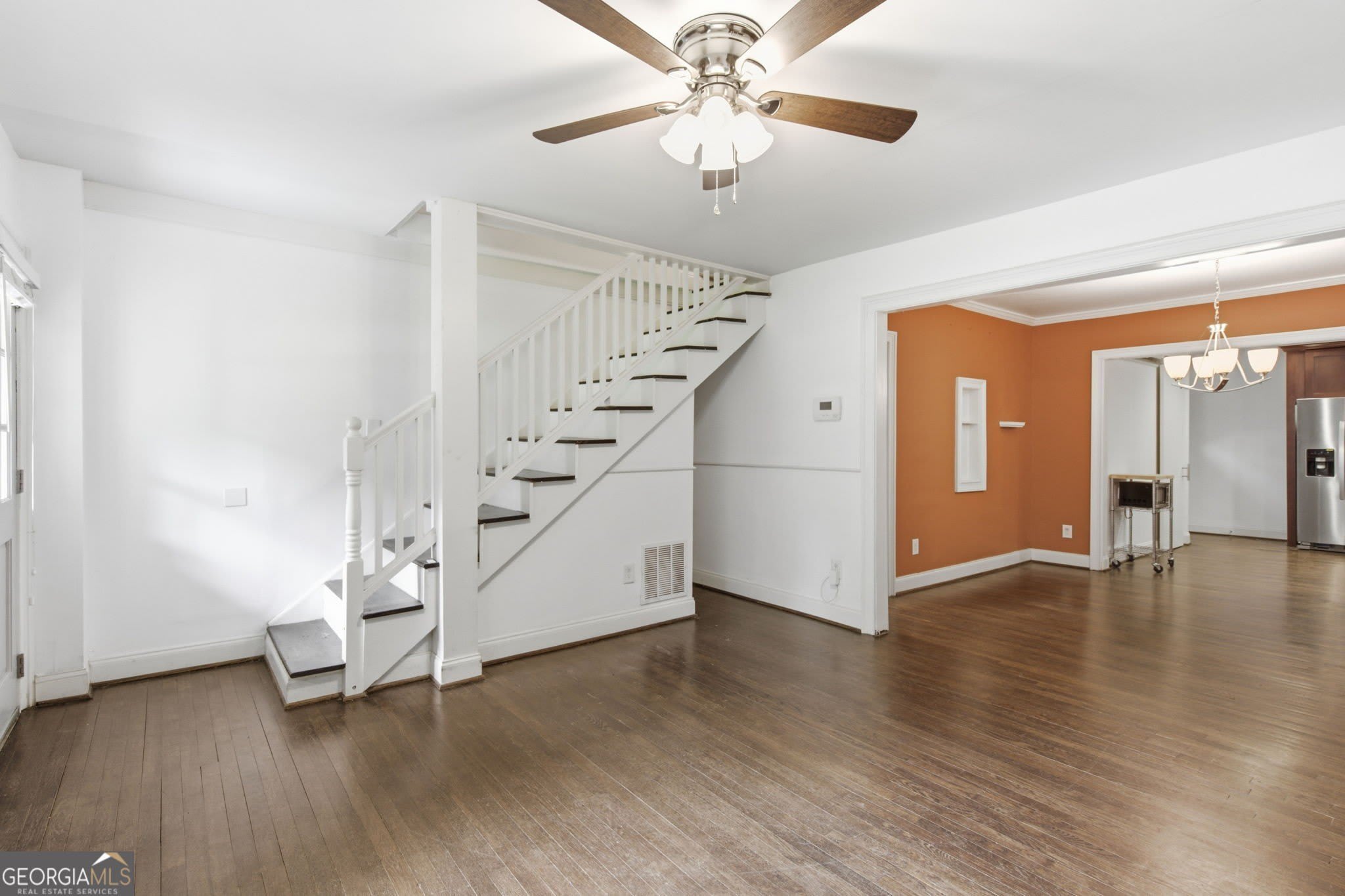 1669 Emerald Avenue SW – photo 4