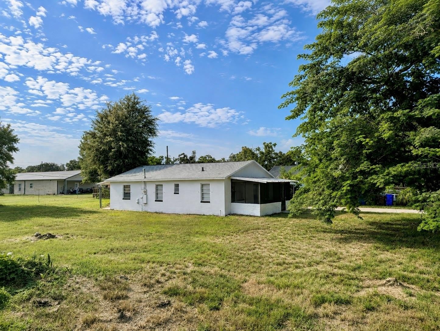 1718 KENTUCKY Avenue – photo 3