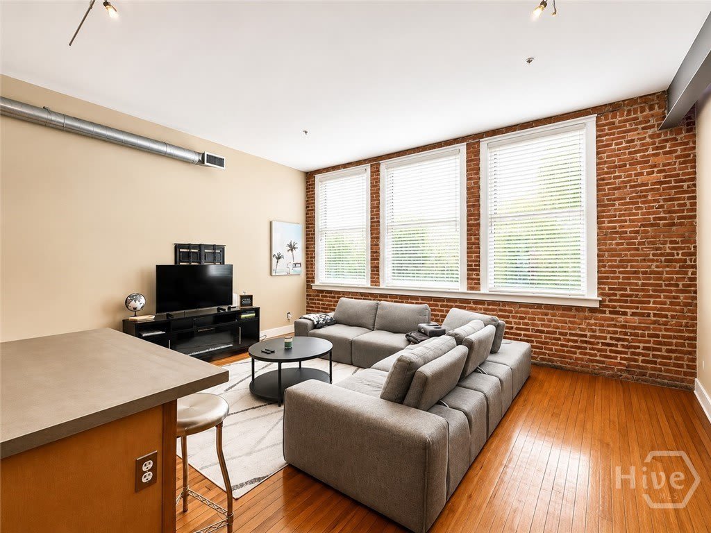 122 W Broughton Street – photo 5