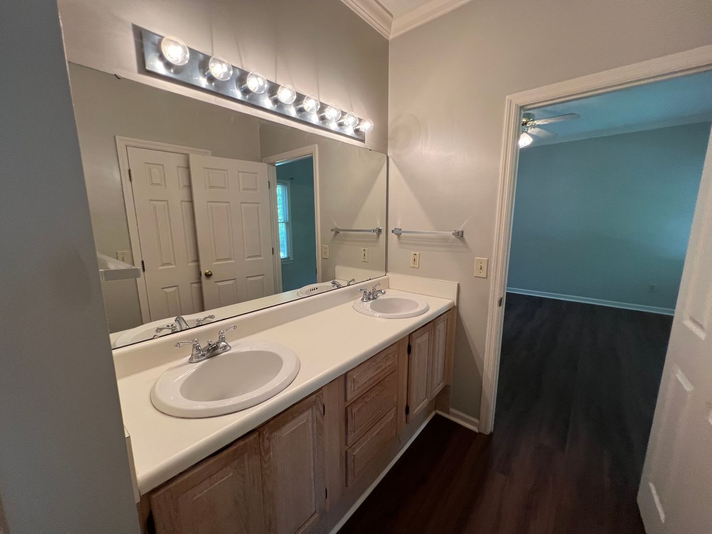 Nice Home in Great Location on Wrights Mill Road – photo 5