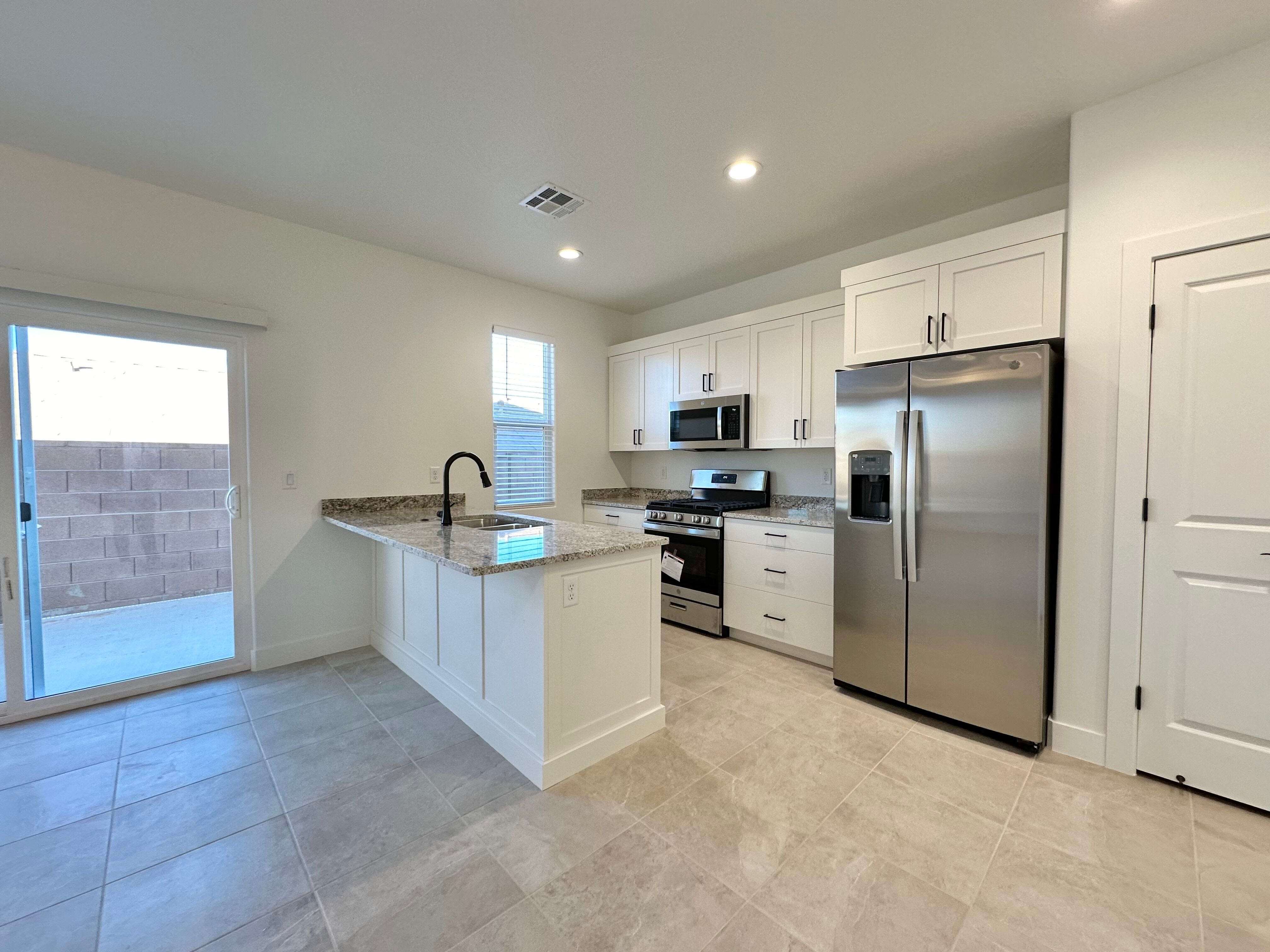 127 N 2480 W – photo 3