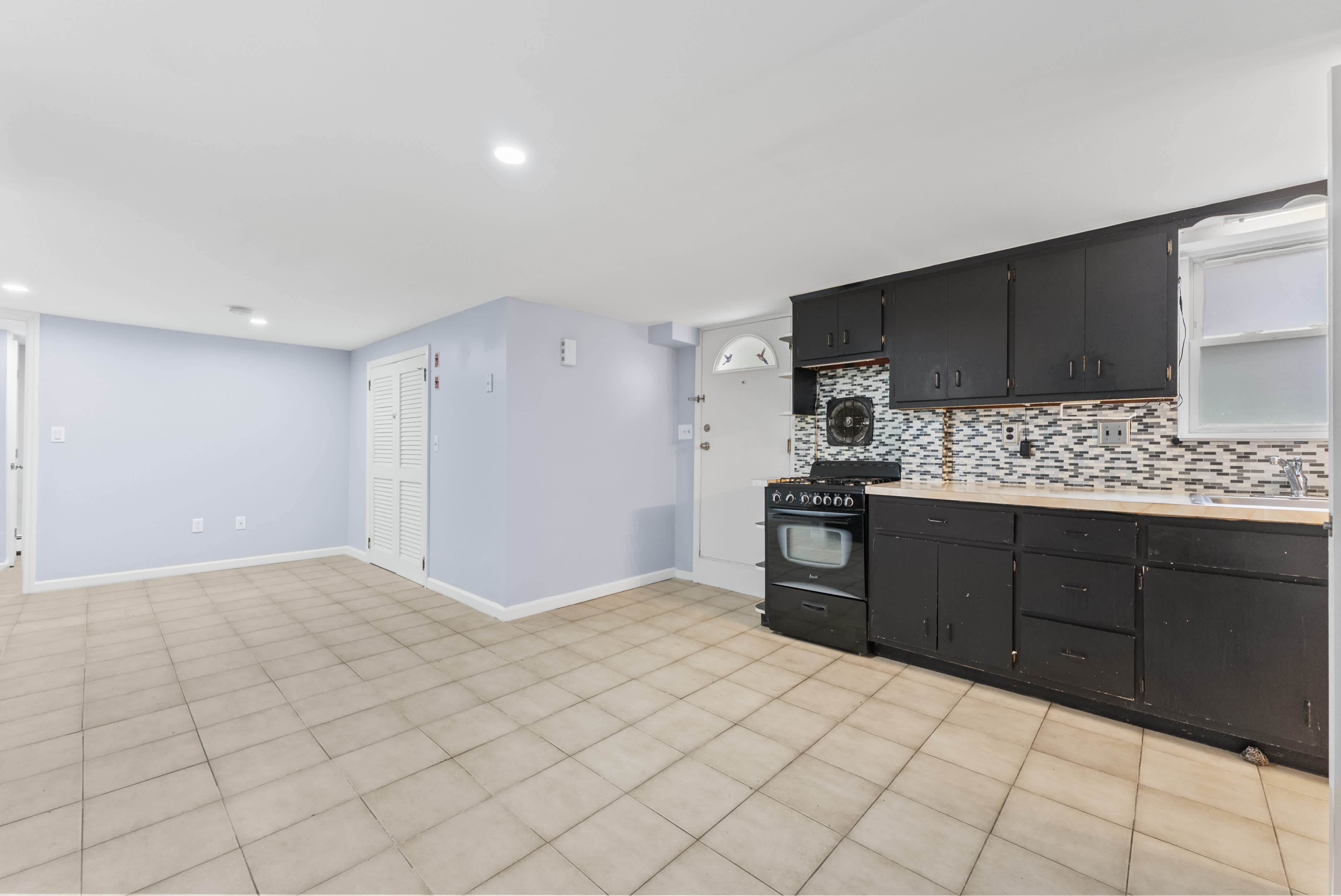214 11th St – photo 3