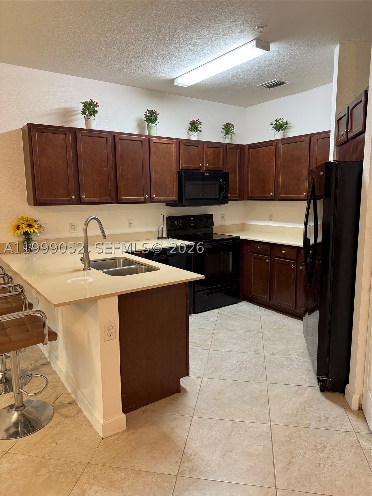 290 NW 109th Ave – photo 2