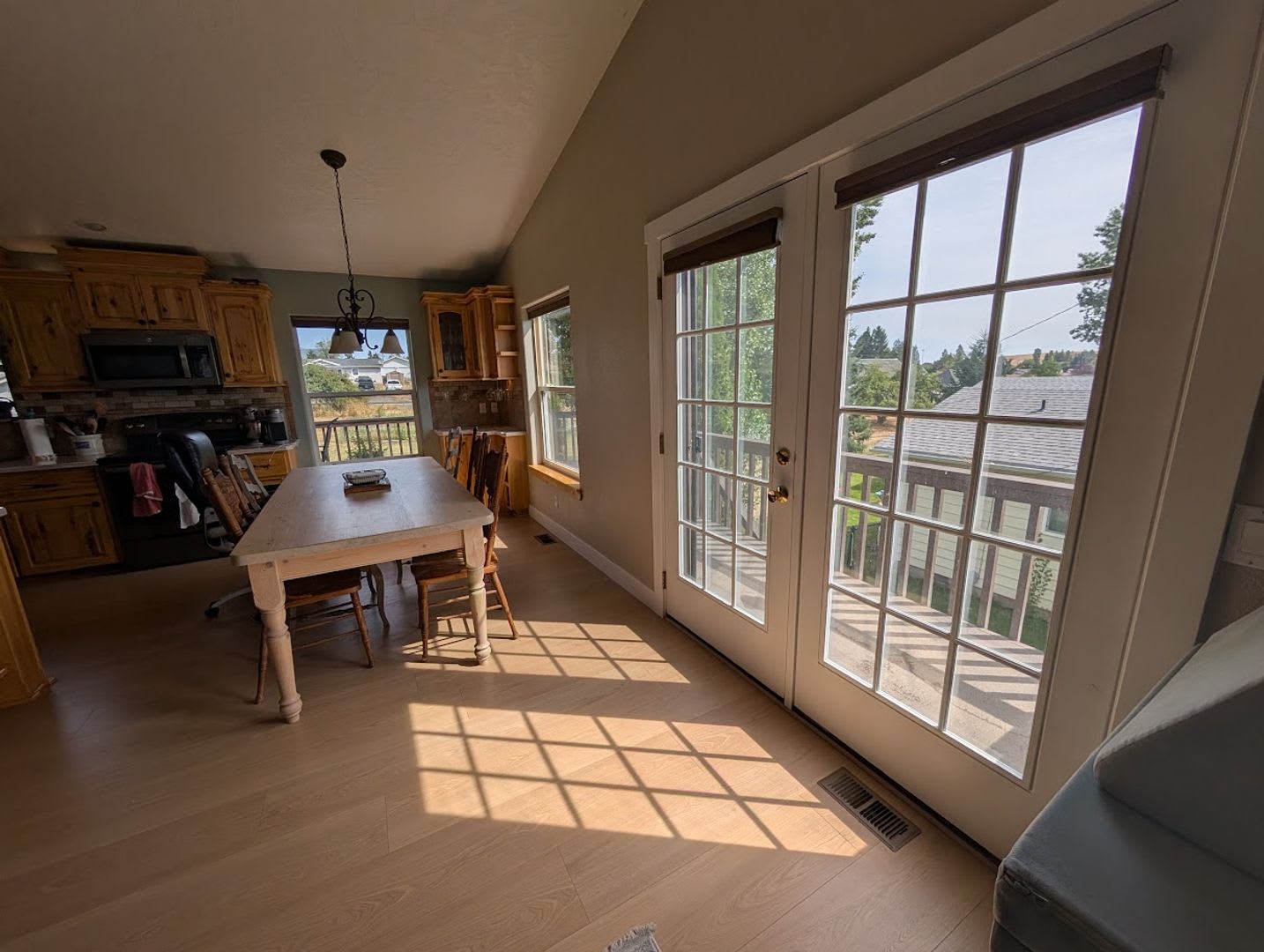 Beautiful 5 Bedroom 3 Bath Cottonwood House – photo 3