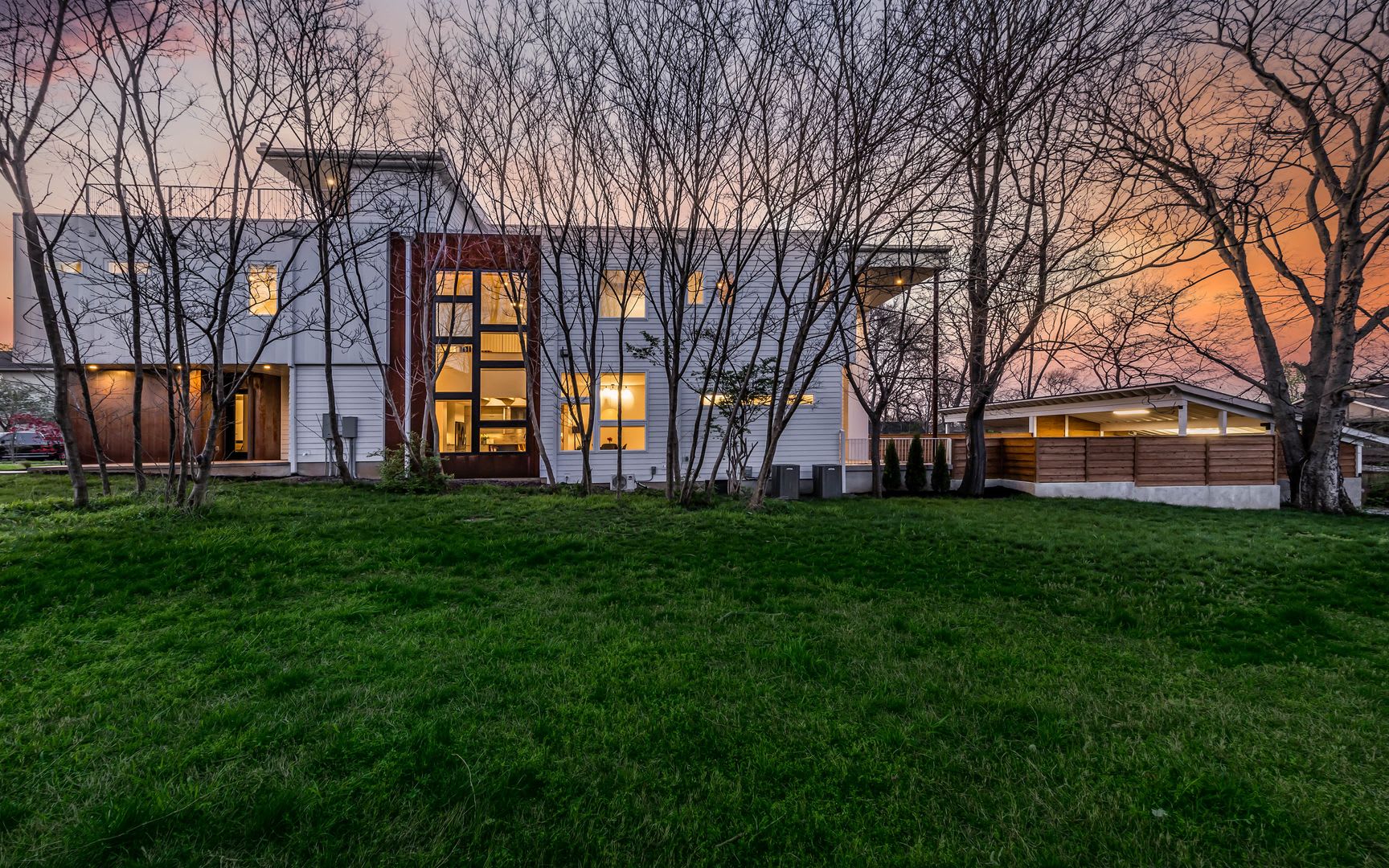 Thoughtfully Designed and Professionally Managed in Sought-After Germantown! – photo 3