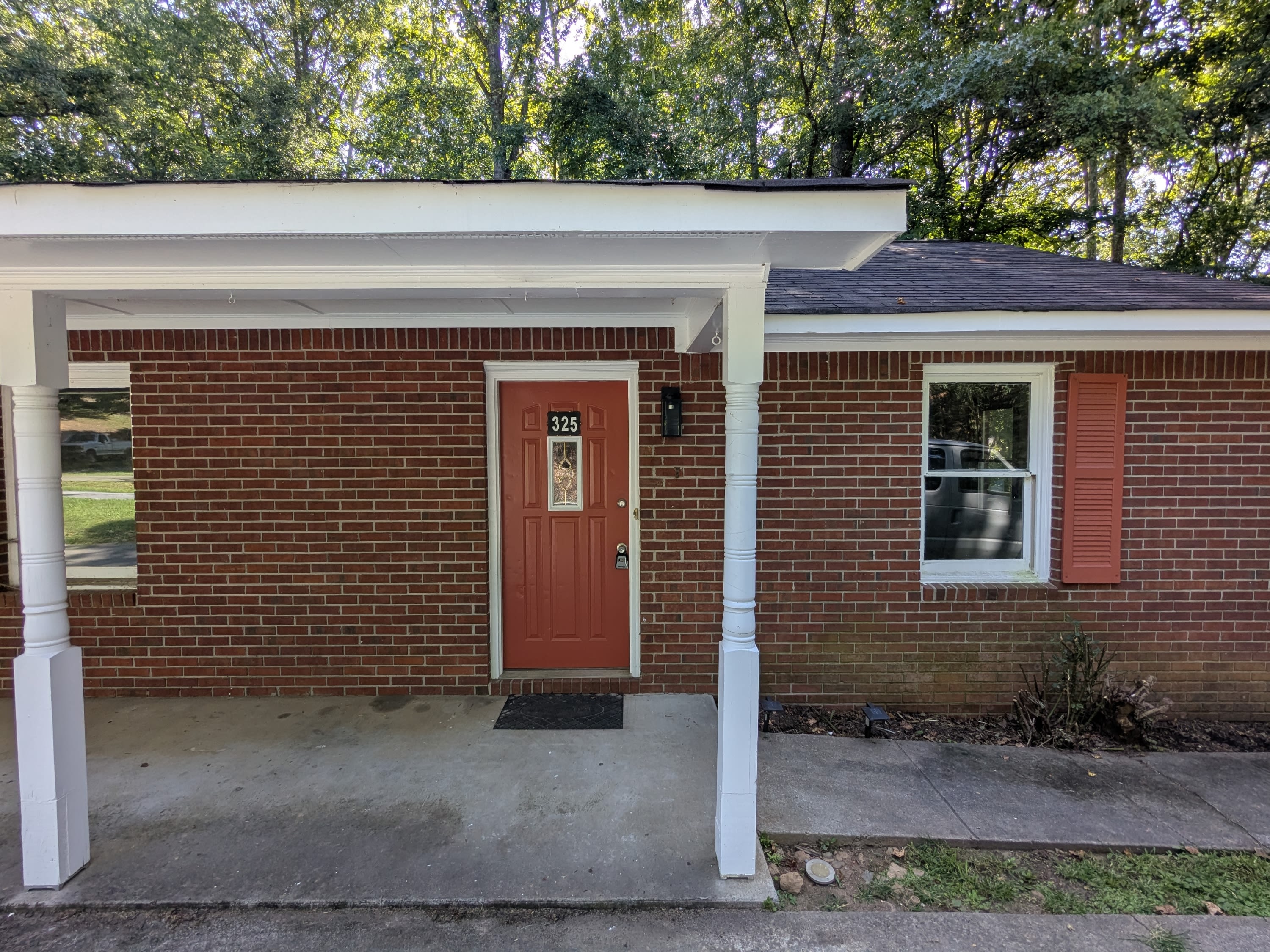325 Reeceburg Road Southeast – photo 2
