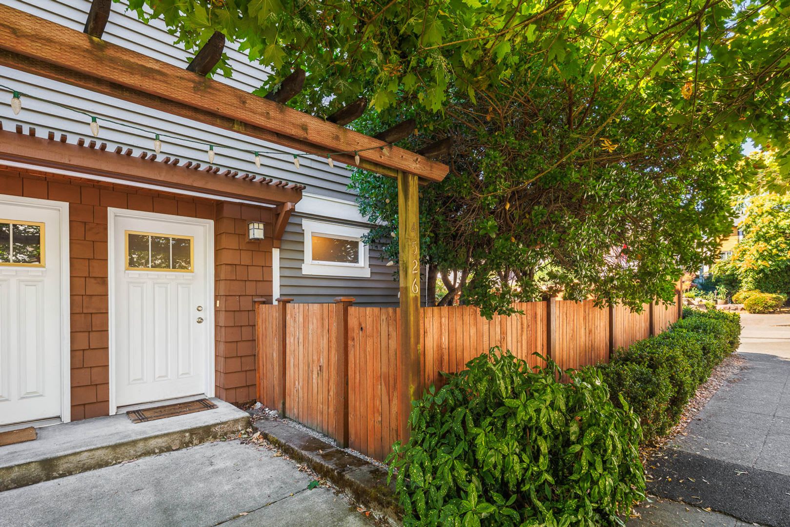 Bright & Modern 2BR Home in the Heart of Fremont – photo 3