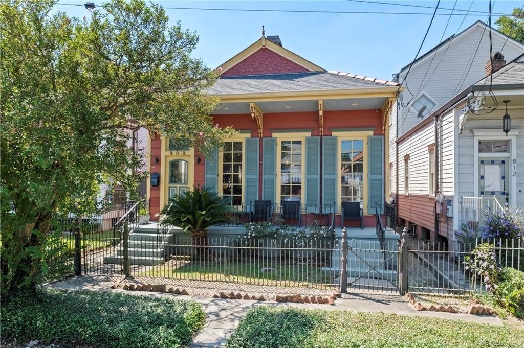 808 LYONS Street – photo 1