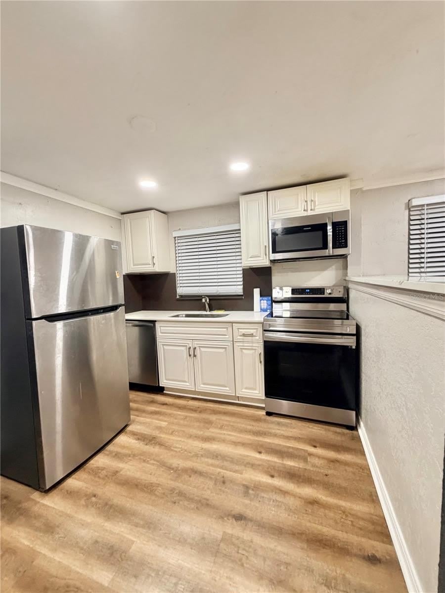 1103 GRANT Avenue – photo 5