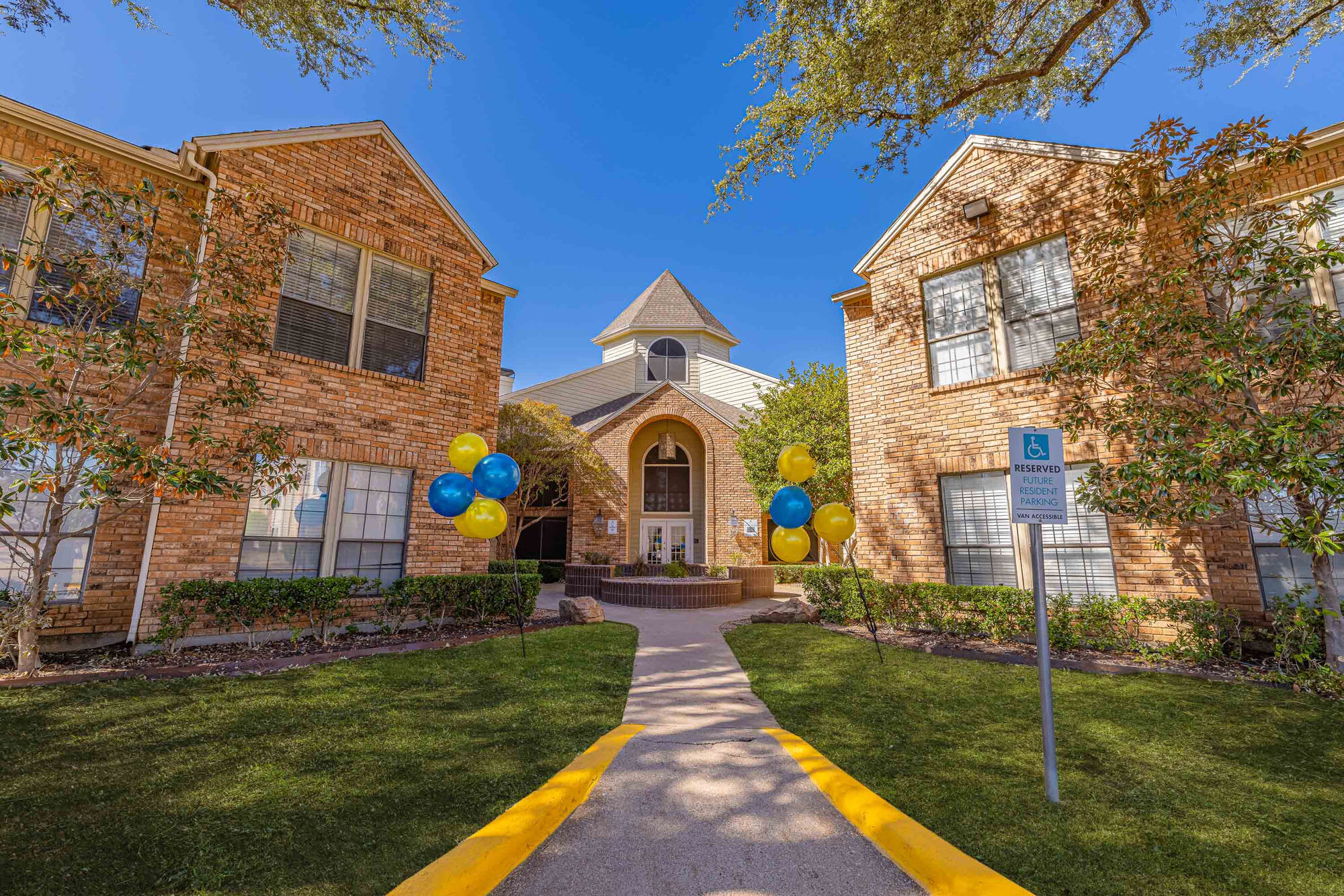 Arlington Hills – photo 1