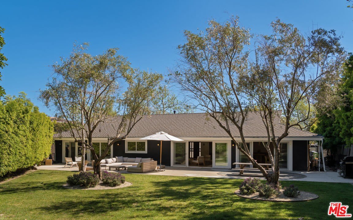 6202 Frondosa Dr – photo 2