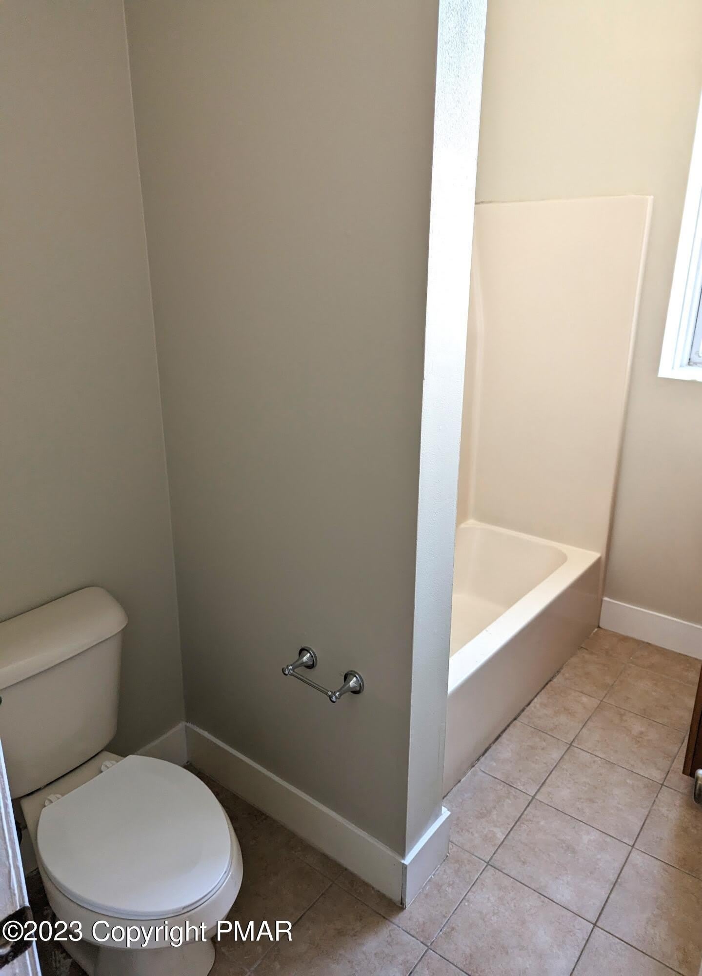 300 Elmira Street – photo 5