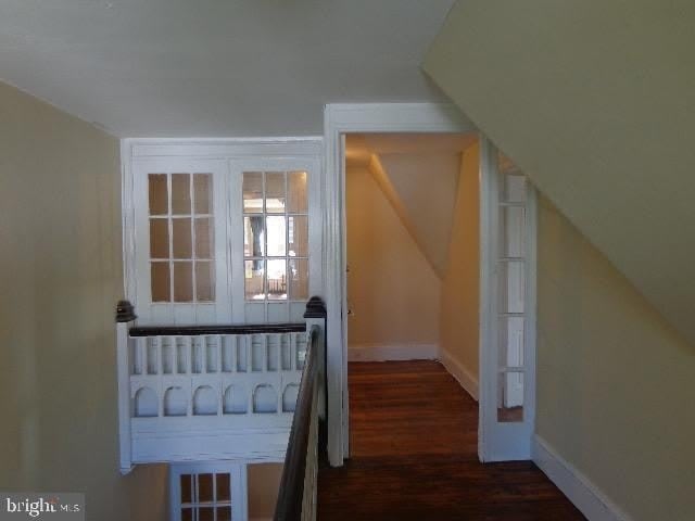 25 MONTROSE AVENUE – photo 3