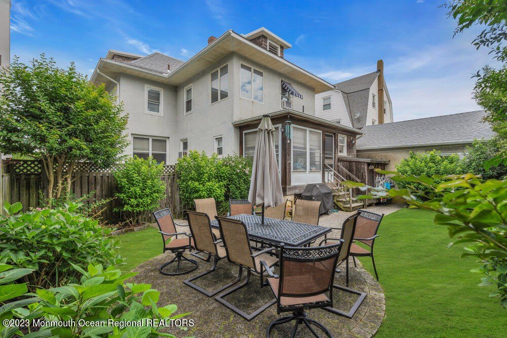 683 Main Avenue – photo 2