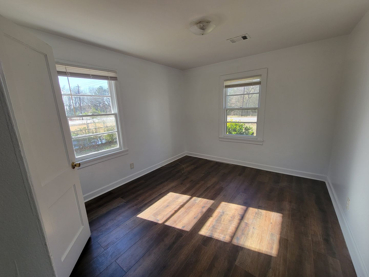 1 BDRM 1 BATH – photo 2