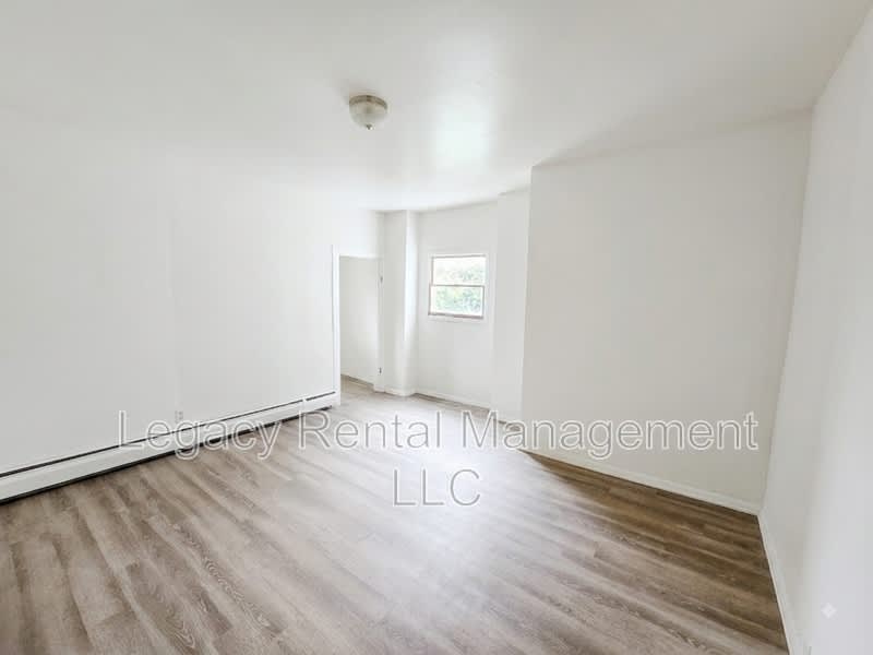 166 South Main Street – photo 5