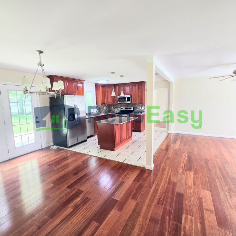 3129 Woodbaugh Drive – photo 5