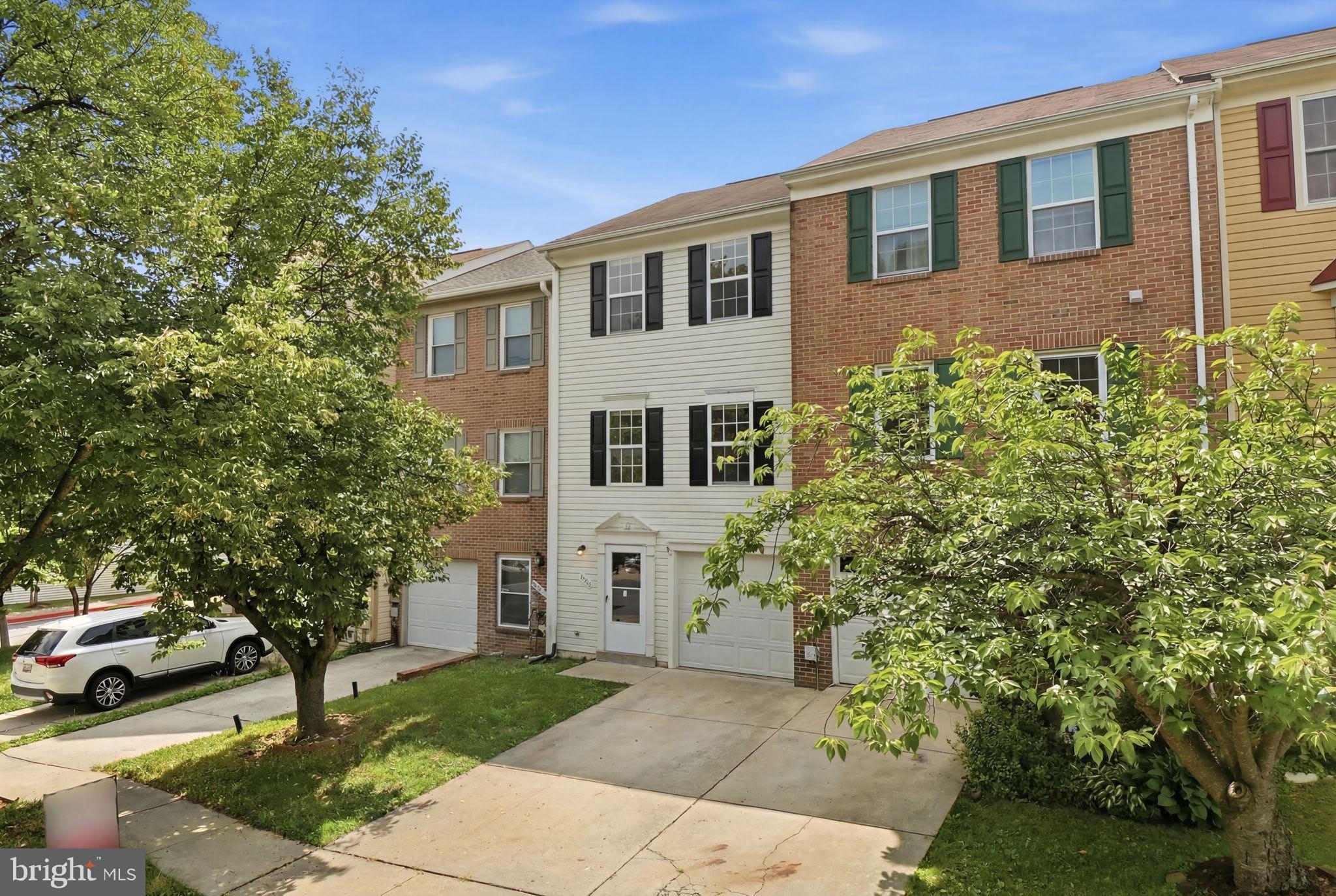 14247 OXFORD Drive – photo 1