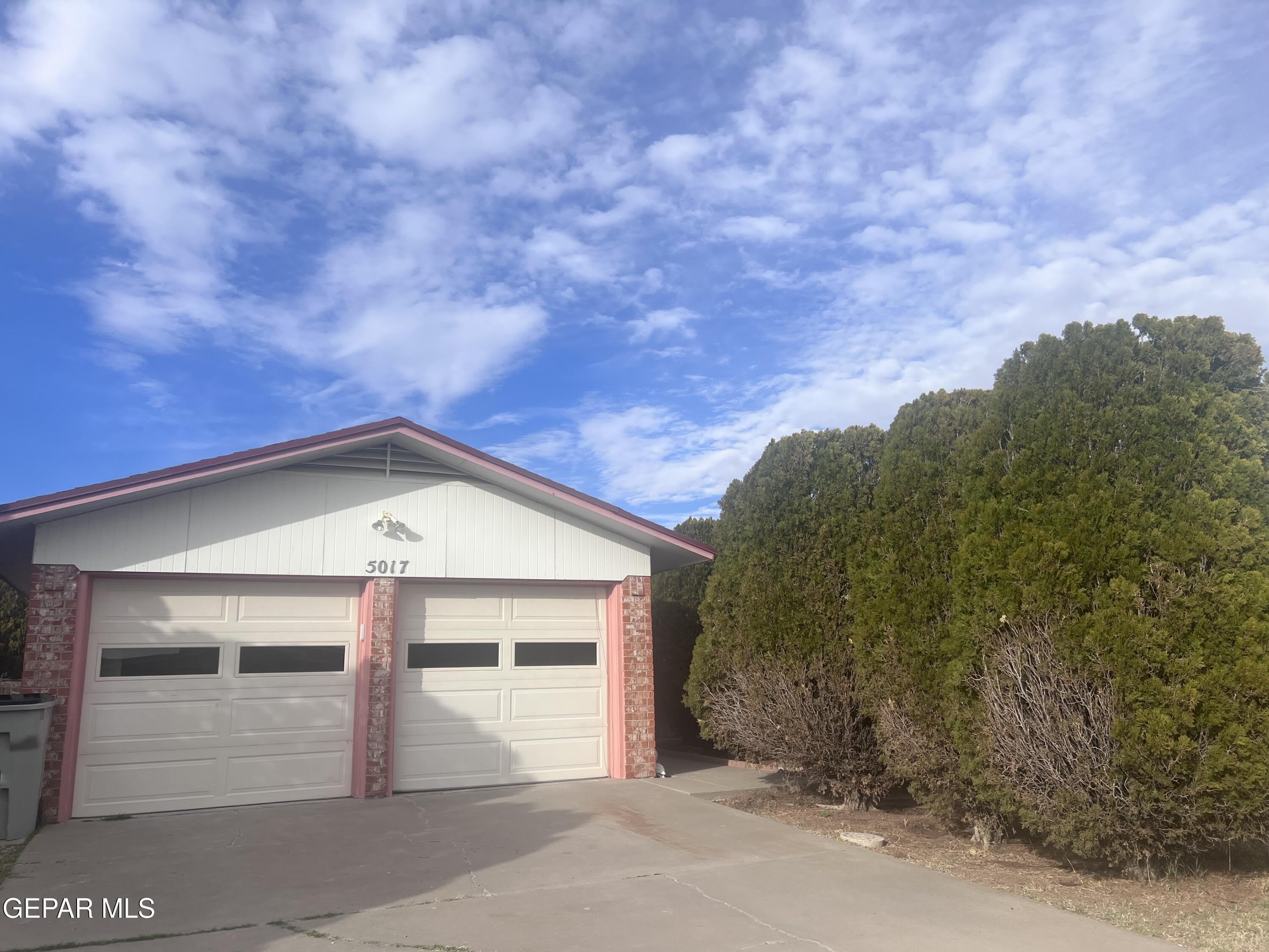 5017 MC CORMICK Lane – photo 1