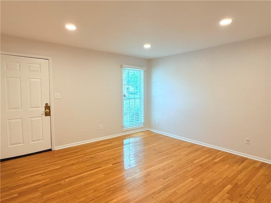1166 Booth Road SW – photo 5
