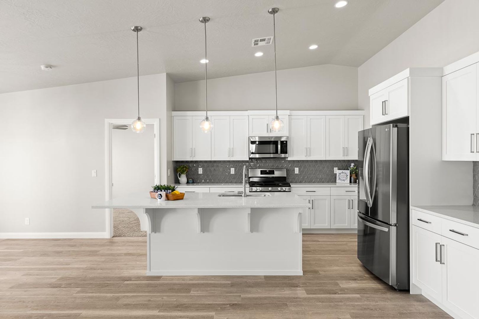 4 bed plus RV Garage – photo 5
