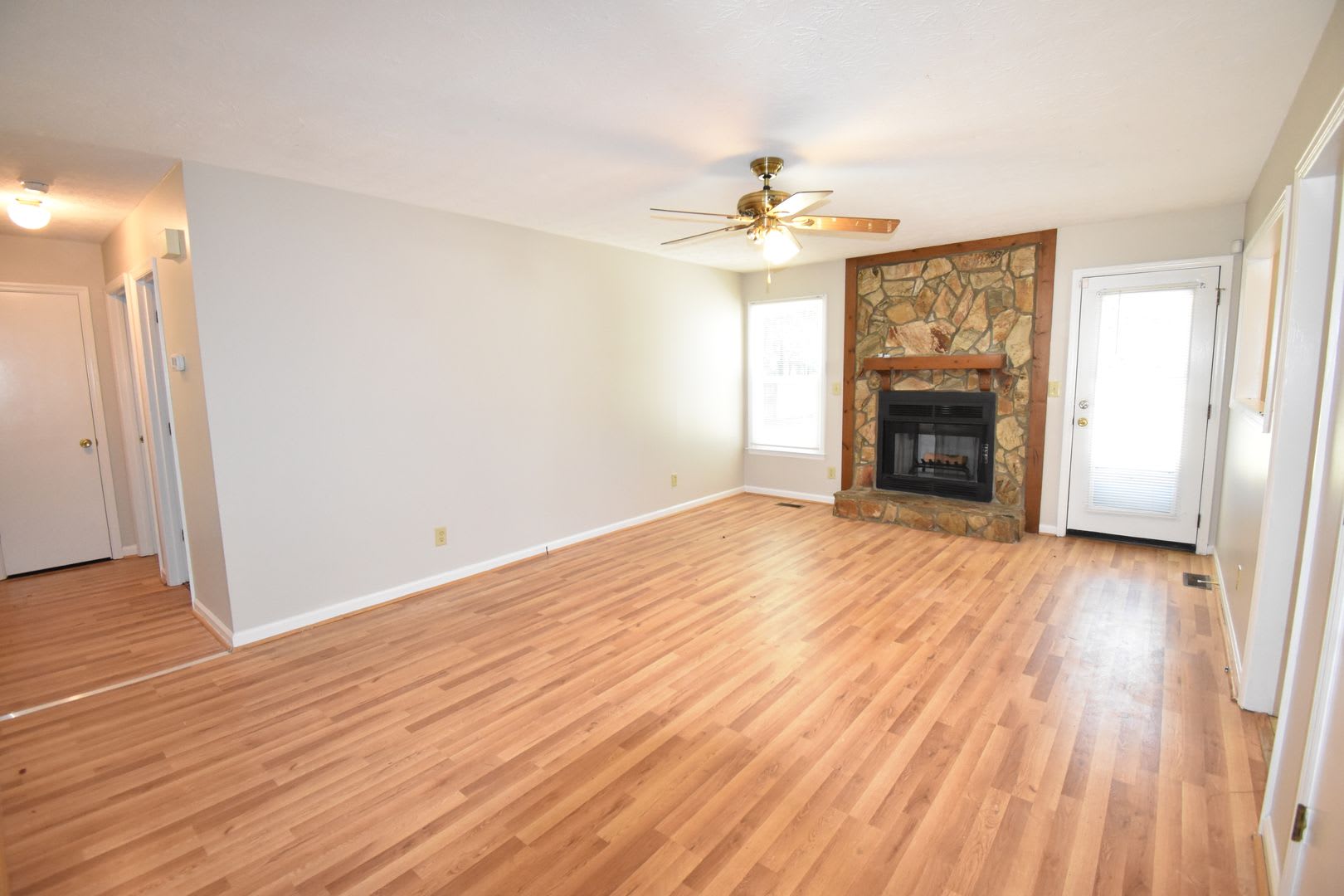 Coming Soon! 3 Bedroom and 2 Bath Home (Pets Considered) – photo 2