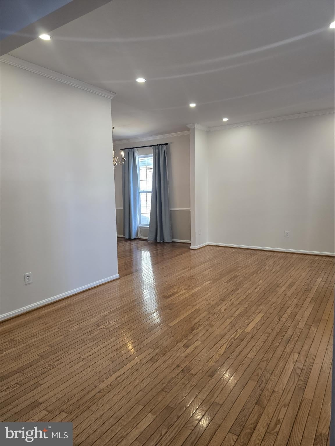 20323 SWALLOW POINT Road – photo 4