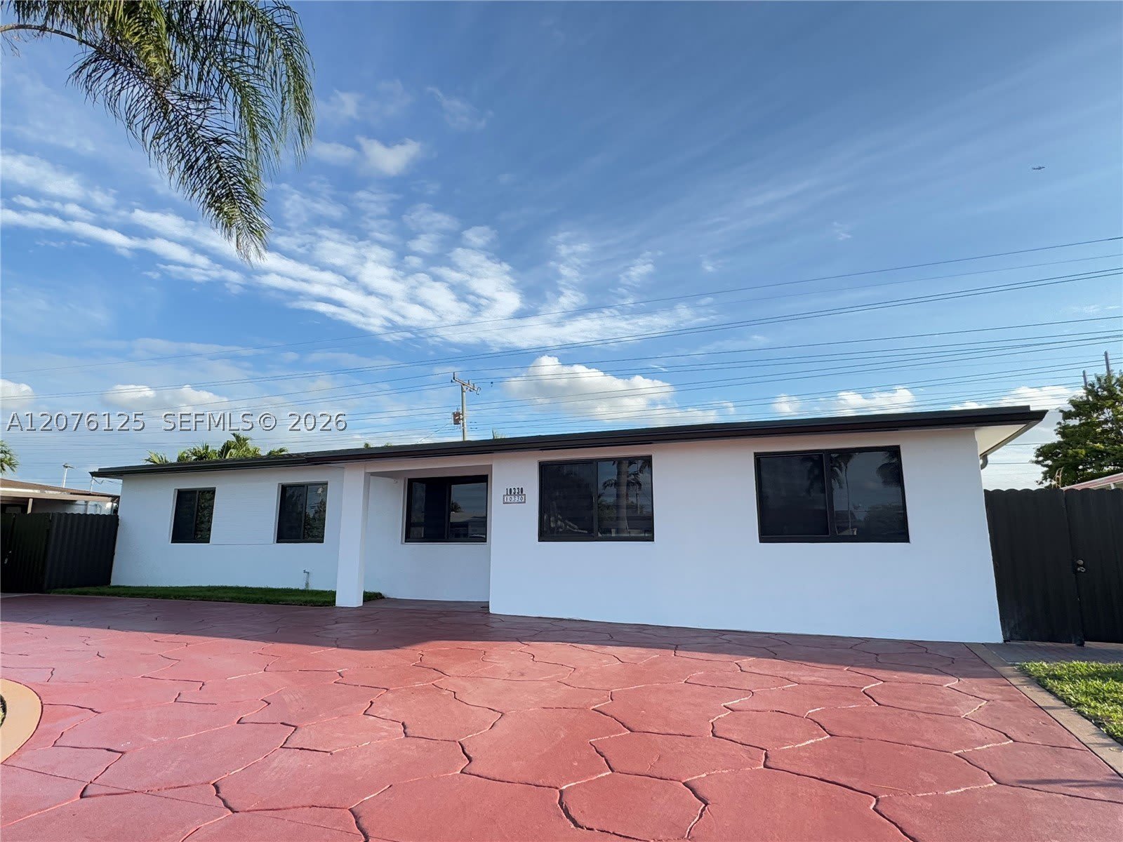 10330 SW 35th Ter – photo 1