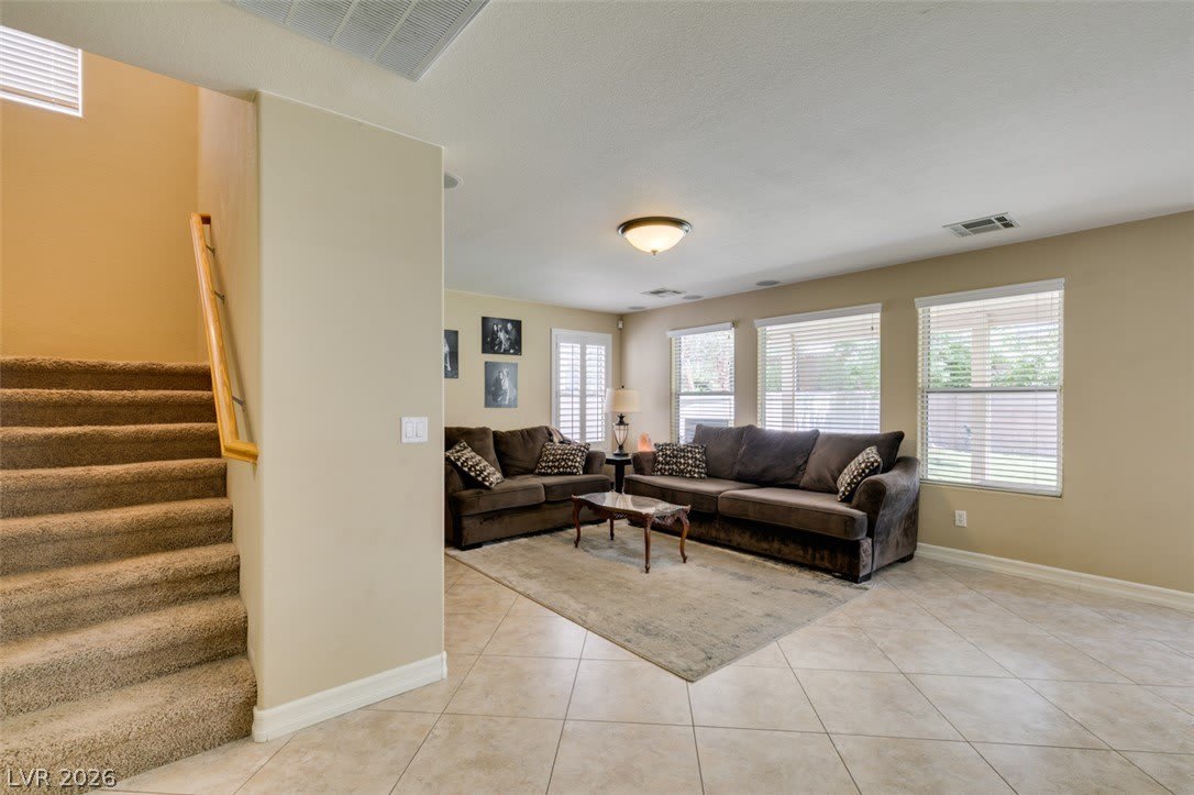 2619 Begonia Valley Avenue – photo 4