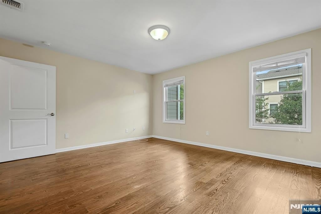 244 James Street – photo 5