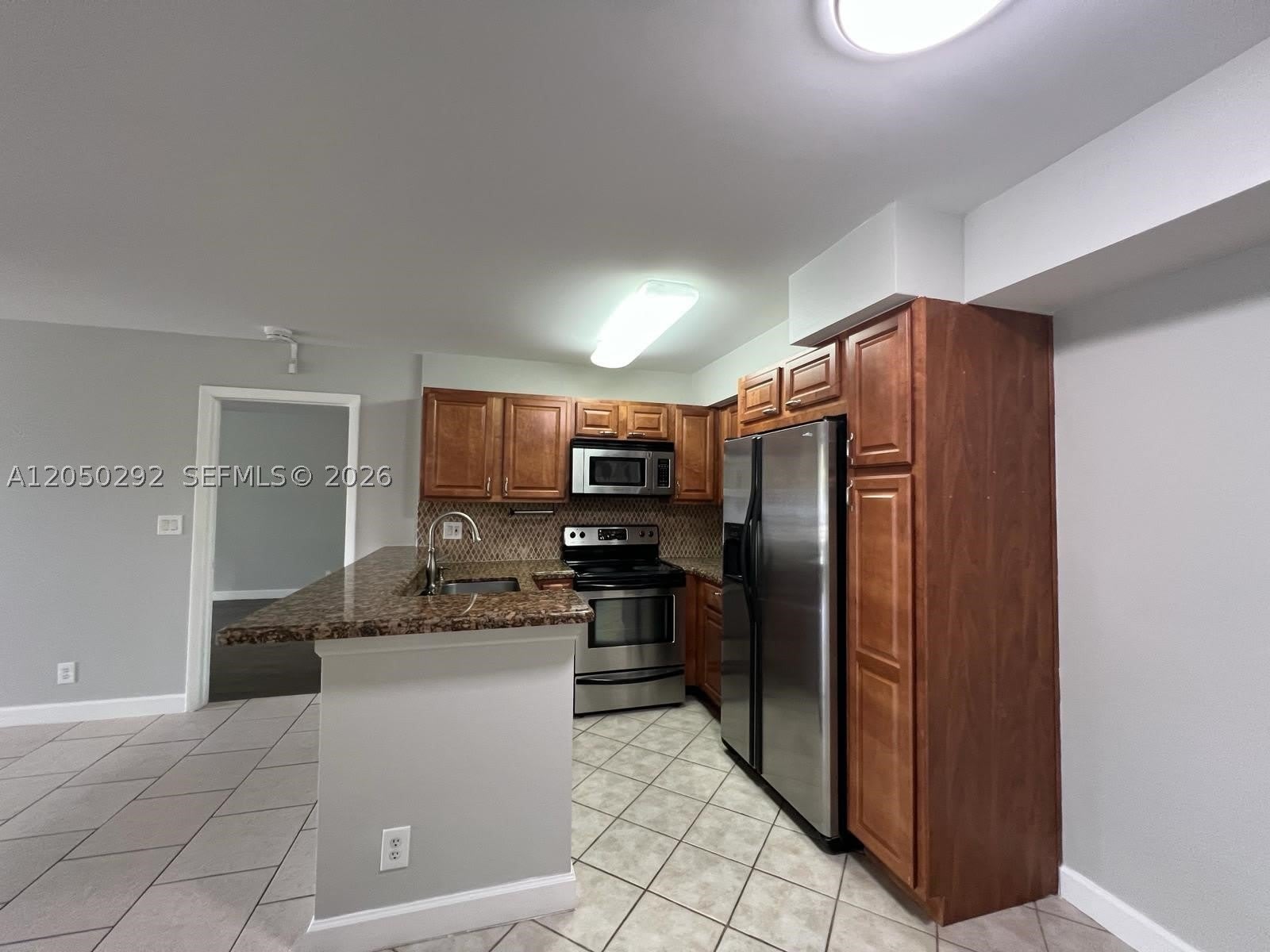 921 Lyons Rd – photo 5