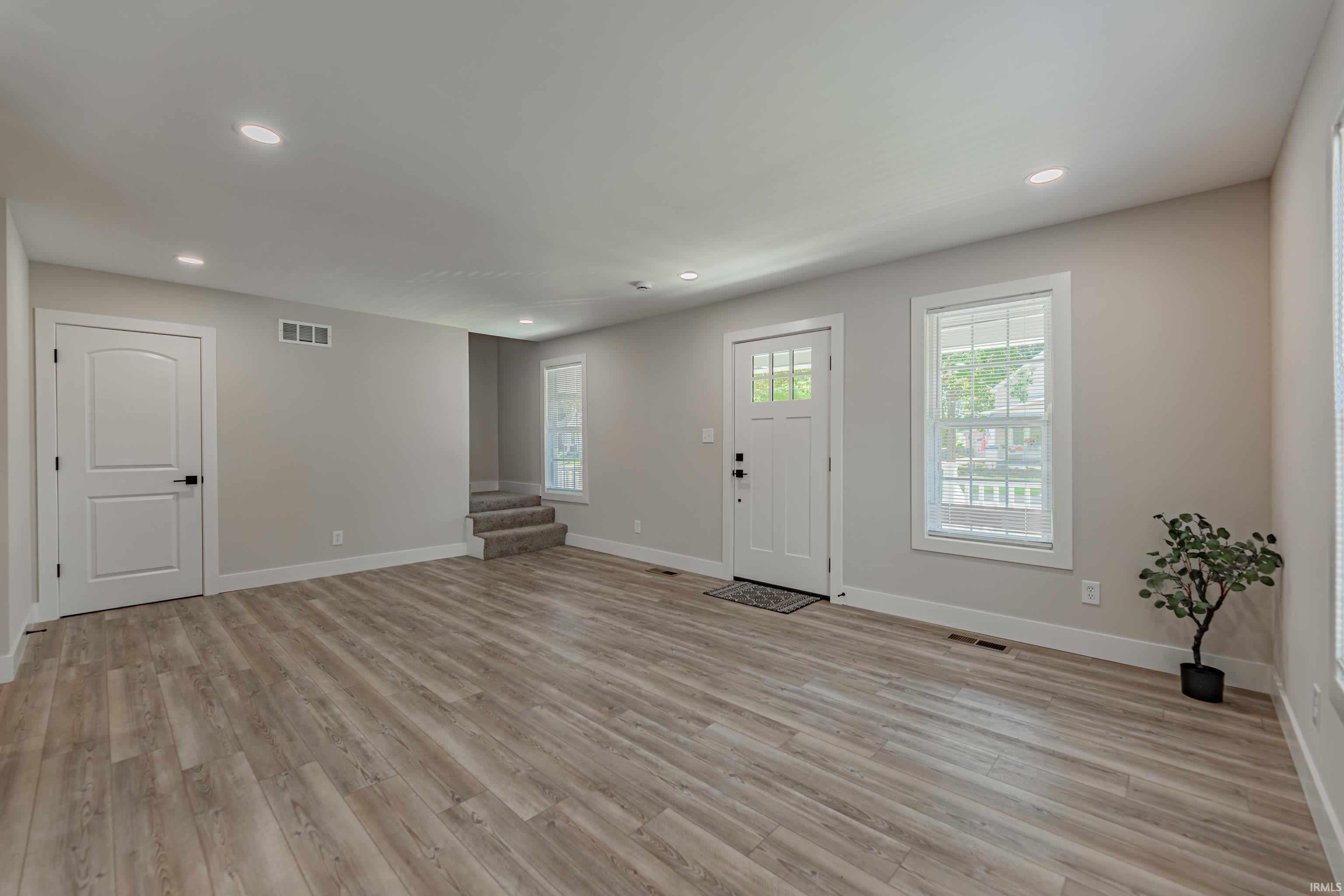 2200 Vogel Road – photo 5