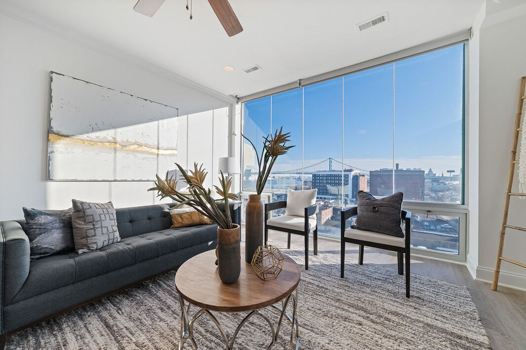 Residences at 1 Brown – photo 3