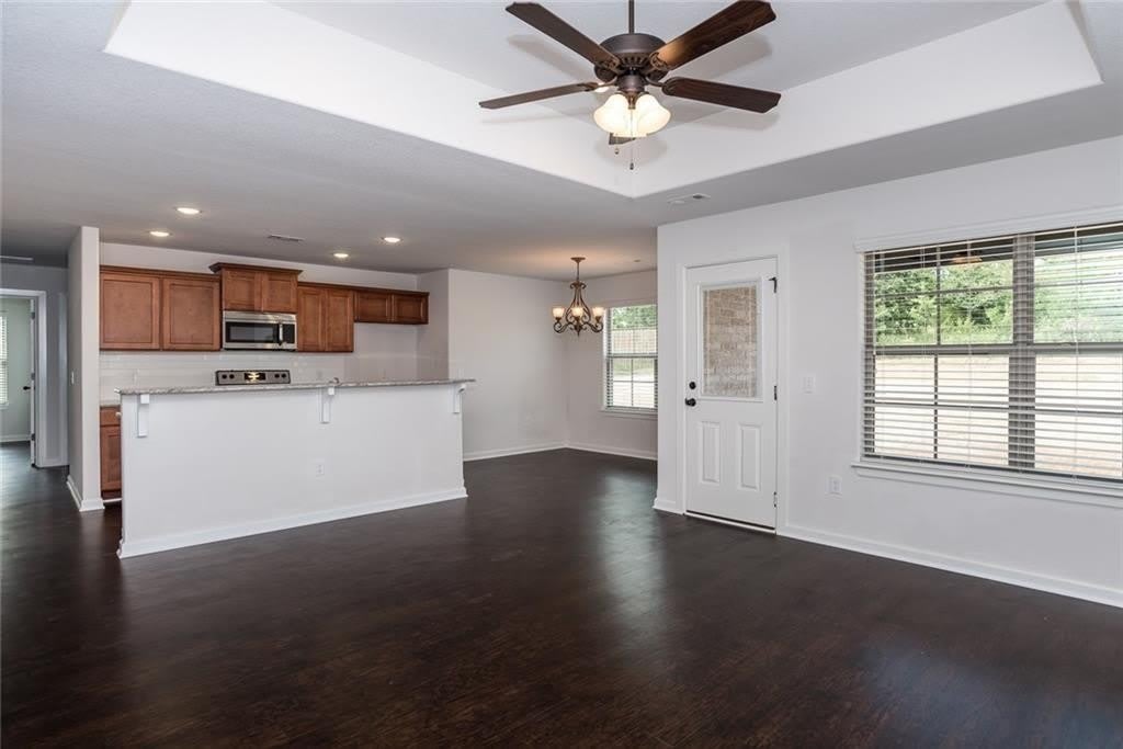 105 N Lion Drive – photo 3