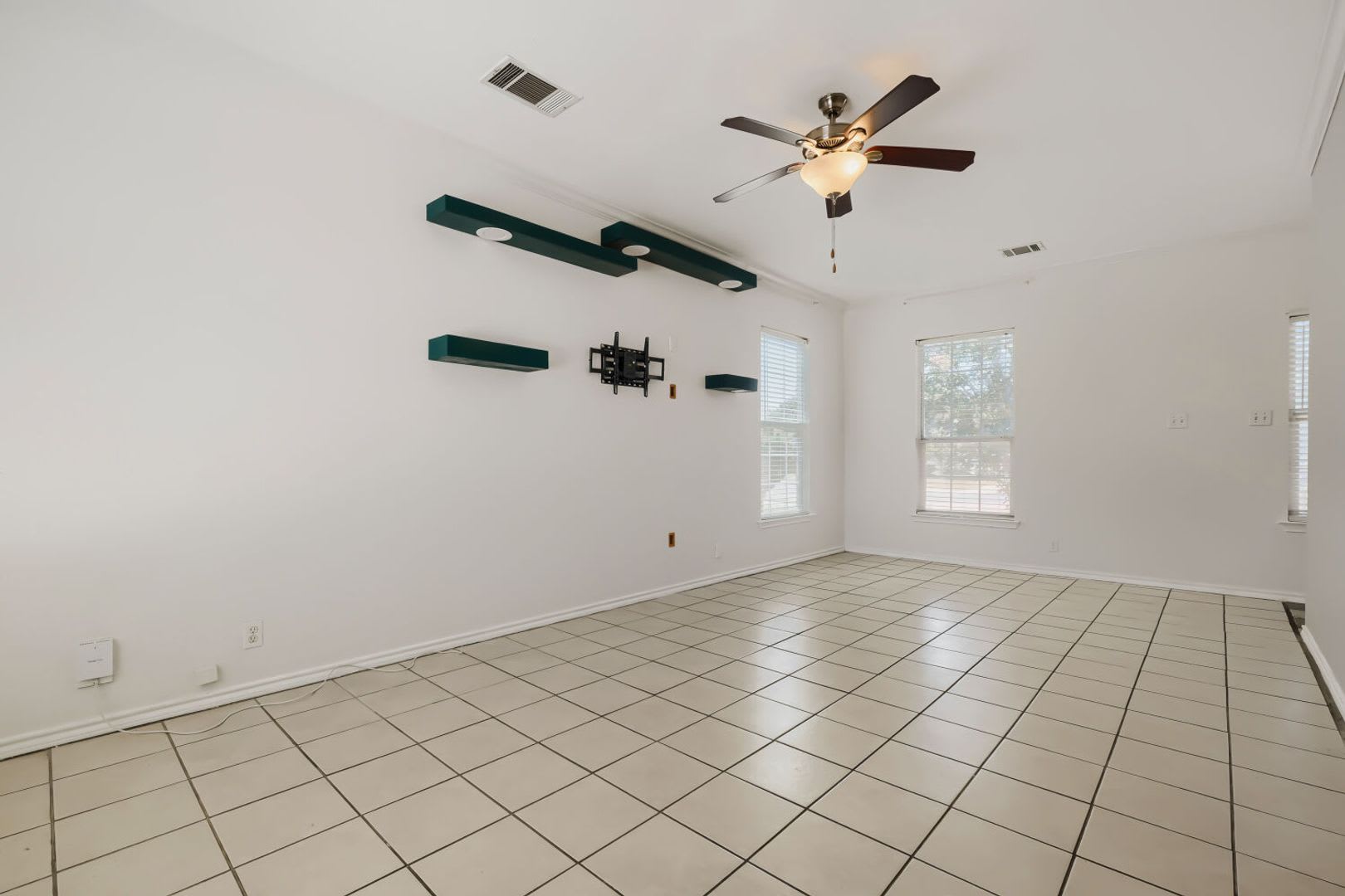 Updated Two Story Home With Hot Tub – photo 5