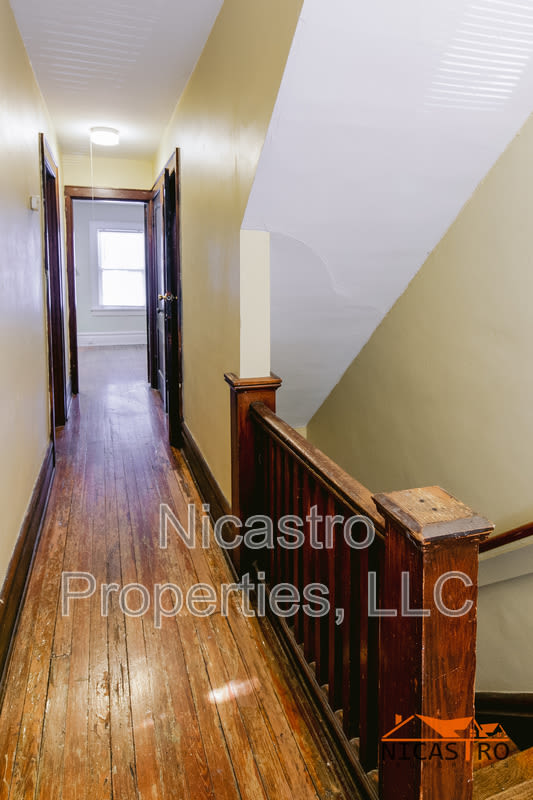 1638 Indianola Avenue – photo 3