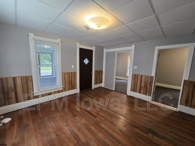 232 Center Street – photo 4