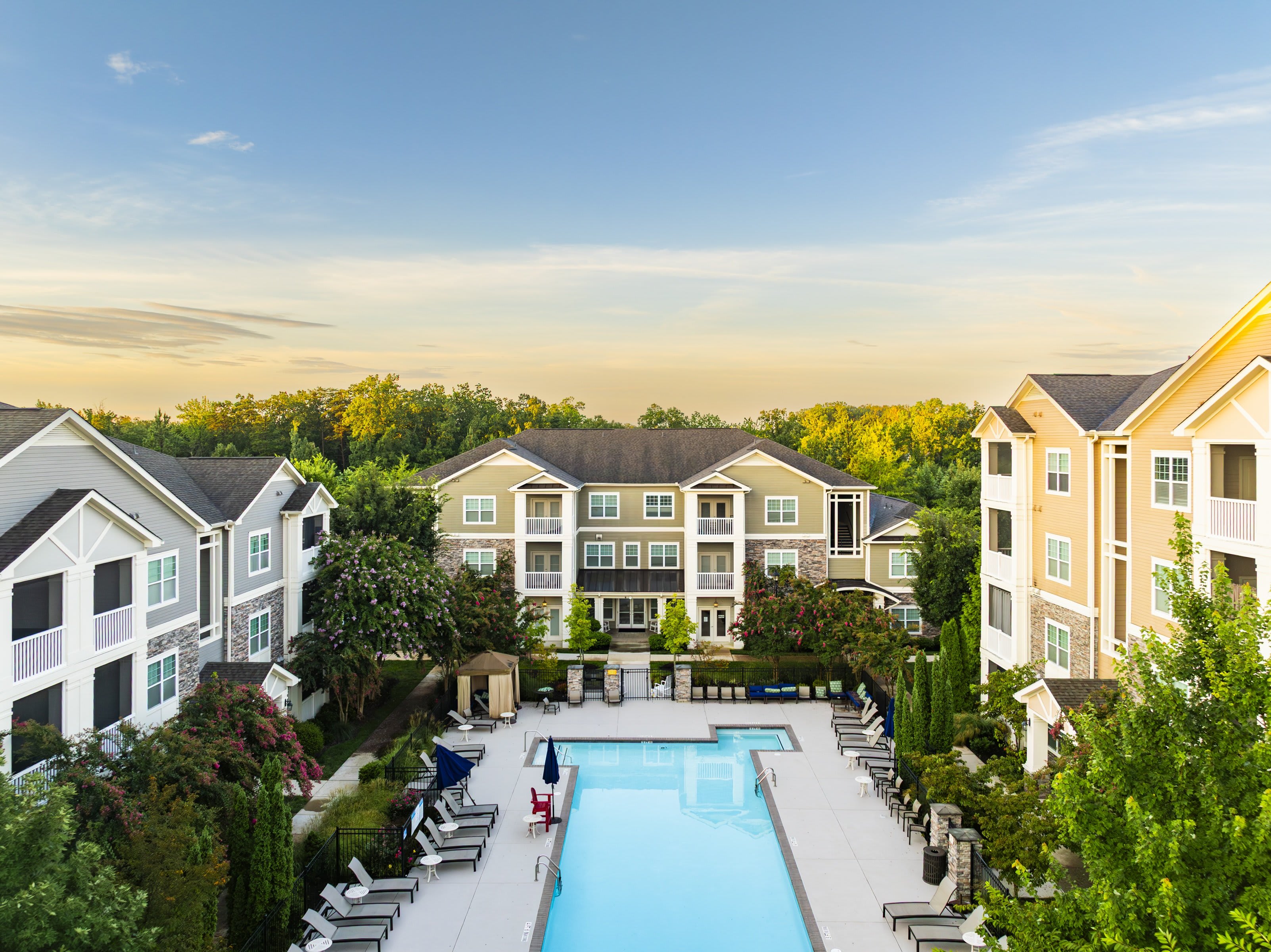 Oasis at Montclair – photo 3