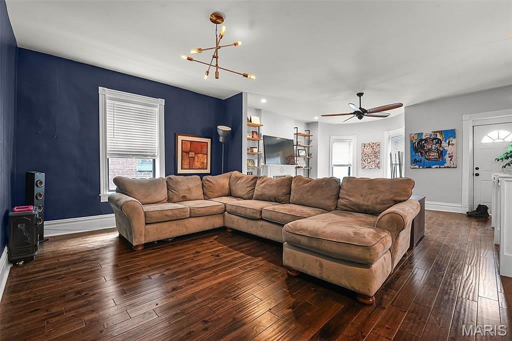 4631 Washington Avenue – photo 2