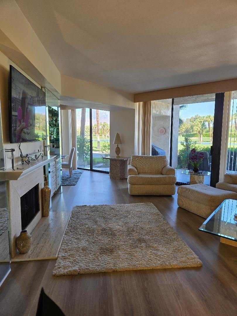 910 Island – photo 5