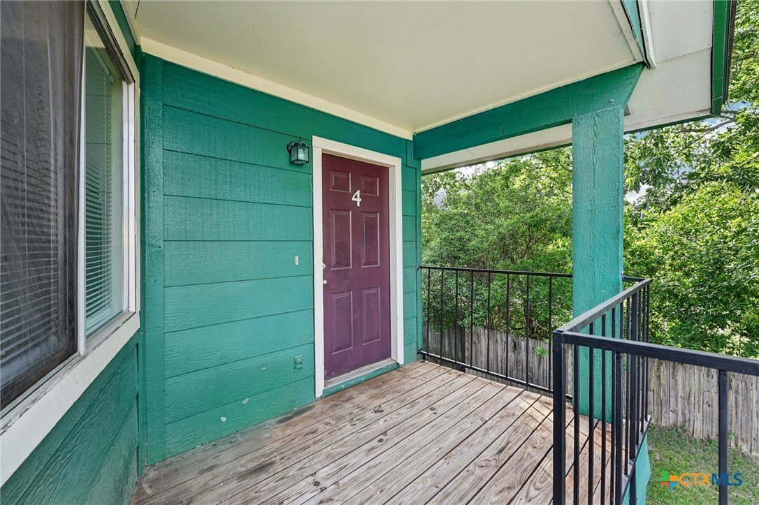 1634 Post Road – photo 2